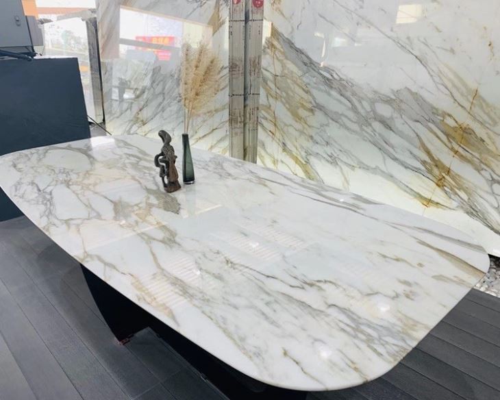 Calacatta Gold Marble Kitchen Countertop (5) Calacatta Gold Marble Kitchen Countertop (5)